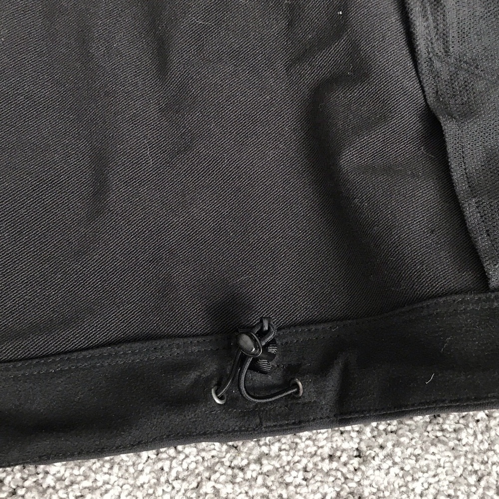 The North Face Black Softshell Jacket - Picture 4 of 5